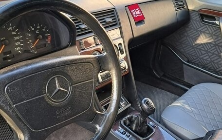 Mercedes-Benz C-Класс, 1994 год, 970 000 рублей, 22 фотография