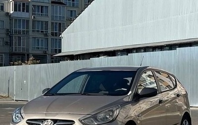 Hyundai Solaris II рестайлинг, 2011 год, 550 000 рублей, 1 фотография