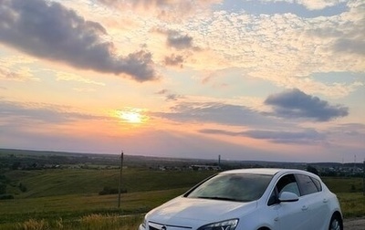 Opel Astra J, 2011 год, 880 000 рублей, 1 фотография