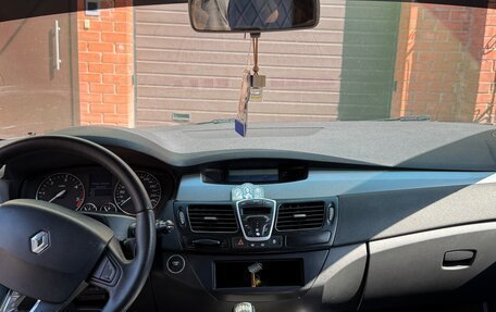 Renault Laguna III рестайлинг, 2008 год, 450 000 рублей, 12 фотография