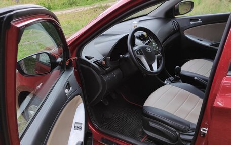 Hyundai Solaris II рестайлинг, 2012 год, 830 000 рублей, 6 фотография