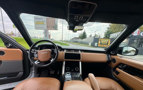 Land Rover Range Rover IV рестайлинг, 2018 год, 5 200 000 рублей, 10 фотография
