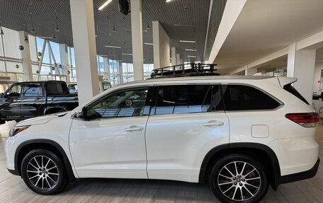 Toyota Highlander III, 2018 год, 3 350 000 рублей, 5 фотография