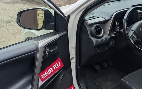 Toyota RAV4, 2015 год, 2 075 000 рублей, 5 фотография