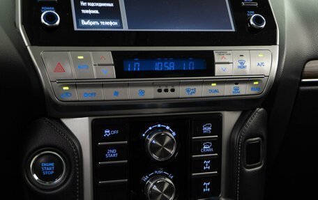 Toyota Land Cruiser Prado 150 рестайлинг 2, 2020 год, 5 998 070 рублей, 17 фотография