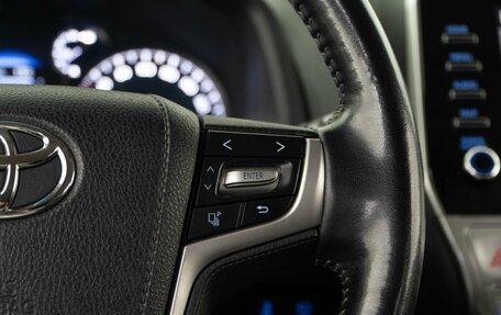 Toyota Land Cruiser Prado 150 рестайлинг 2, 2020 год, 5 998 070 рублей, 22 фотография