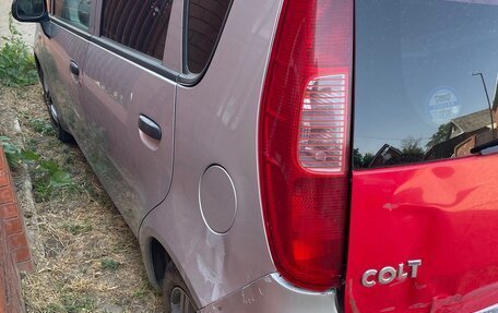 Mitsubishi Colt VI рестайлинг, 2003 год, 240 000 рублей, 4 фотография