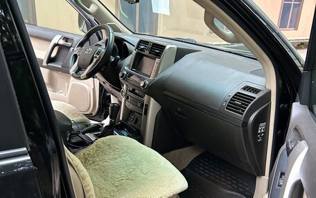 Toyota Land Cruiser Prado 150 рестайлинг 2, 2010 год, 3 100 000 рублей, 5 фотография