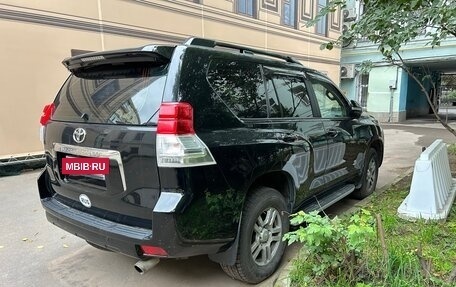 Toyota Land Cruiser Prado 150 рестайлинг 2, 2010 год, 3 100 000 рублей, 3 фотография