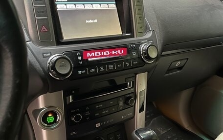 Toyota Land Cruiser Prado 150 рестайлинг 2, 2010 год, 3 100 000 рублей, 8 фотография