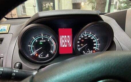 Toyota Land Cruiser Prado 150 рестайлинг 2, 2010 год, 3 100 000 рублей, 7 фотография