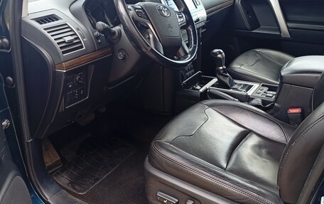 Toyota Land Cruiser Prado 150 рестайлинг 2, 2019 год, 4 650 000 рублей, 4 фотография