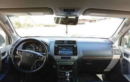 Toyota Land Cruiser Prado 150 рестайлинг 2, 2019 год, 4 650 000 рублей, 15 фотография