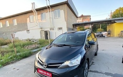Toyota Verso I, 2013 год, 1 440 000 рублей, 1 фотография