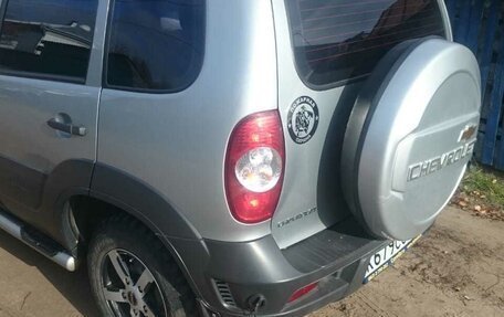 Chevrolet Niva I рестайлинг, 2013 год, 660 000 рублей, 6 фотография