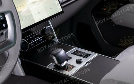 Land Rover Range Rover IV рестайлинг, 2023 год, 21 900 000 рублей, 10 фотография