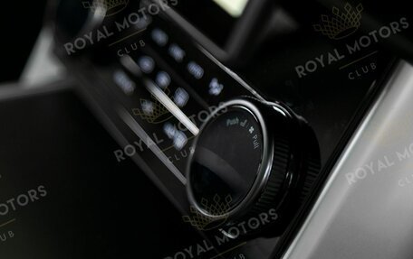 Land Rover Range Rover IV рестайлинг, 2023 год, 21 900 000 рублей, 13 фотография