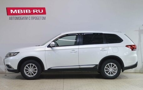 Mitsubishi Outlander III рестайлинг 3, 2018 год, 1 949 000 рублей, 7 фотография