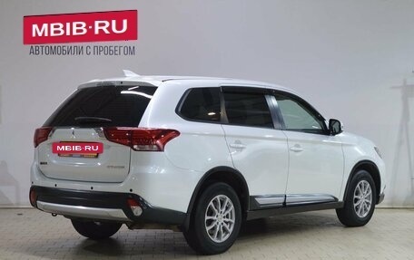 Mitsubishi Outlander III рестайлинг 3, 2018 год, 1 949 000 рублей, 2 фотография