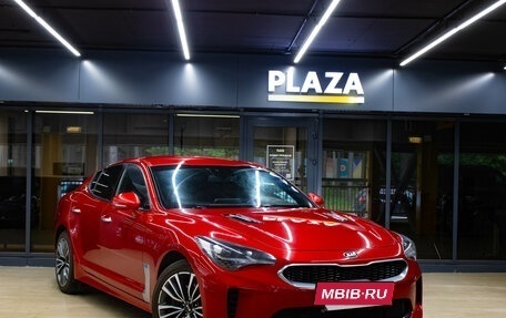 KIA Stinger I, 2018 год, 2 300 000 рублей, 2 фотография