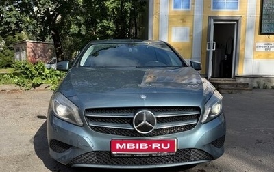 Mercedes-Benz A-Класс, 2013 год, 999 999 рублей, 1 фотография