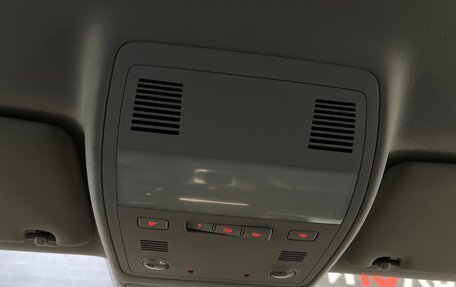 Volkswagen Touareg III, 2010 год, 1 700 000 рублей, 22 фотография