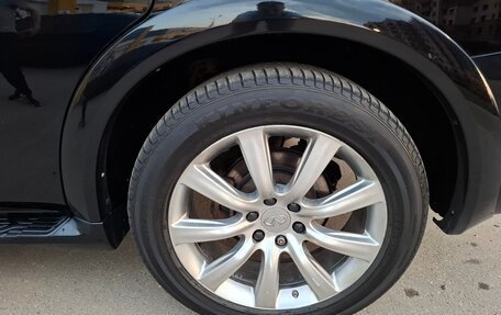 Infiniti QX56, 2012 год, 2 650 000 рублей, 14 фотография