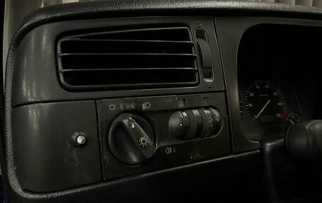 Volkswagen Golf III, 1992 год, 239 888 рублей, 11 фотография