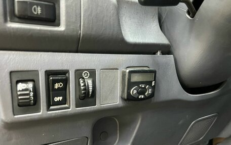 Toyota Land Cruiser Prado 90 рестайлинг, 1999 год, 944 777 рублей, 7 фотография