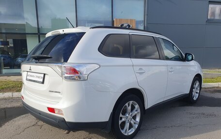 Mitsubishi Outlander III рестайлинг 3, 2012 год, 1 300 000 рублей, 3 фотография