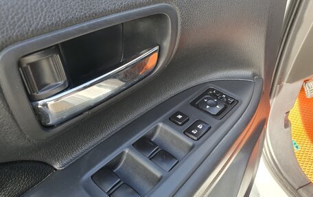 Mitsubishi Outlander III рестайлинг 3, 2012 год, 1 300 000 рублей, 10 фотография