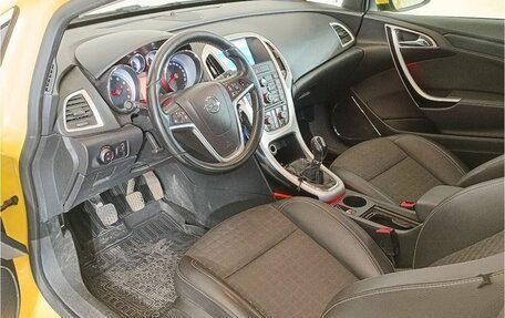 Opel Astra J, 2011 год, 675 000 рублей, 9 фотография