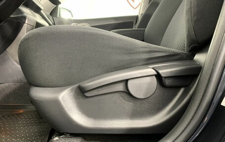 Toyota RAV4, 2011 год, 1 049 000 рублей, 10 фотография