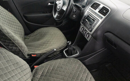 Volkswagen Polo VI (EU Market), 2013 год, 749 000 рублей, 11 фотография