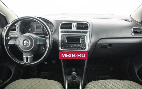 Volkswagen Polo VI (EU Market), 2013 год, 749 000 рублей, 13 фотография