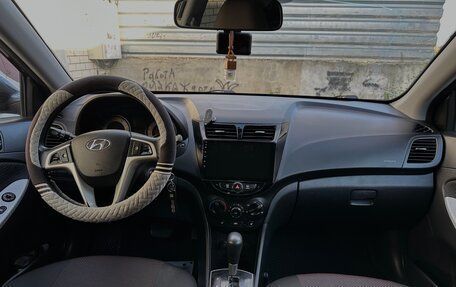 Hyundai Solaris II рестайлинг, 2012 год, 780 000 рублей, 8 фотография