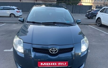 Toyota Auris II, 2009 год, 650 000 рублей, 3 фотография