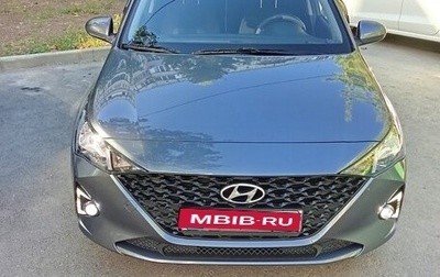 Hyundai Solaris II рестайлинг, 2021 год, 1 800 000 рублей, 1 фотография
