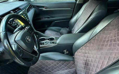 Toyota Camry, 2019 год, 2 500 000 рублей, 10 фотография