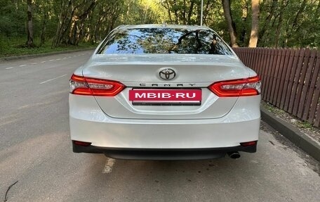 Toyota Camry, 2019 год, 2 500 000 рублей, 6 фотография