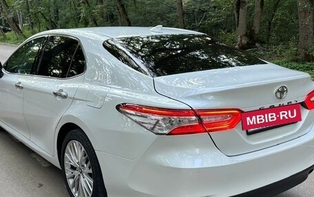Toyota Camry, 2019 год, 2 500 000 рублей, 12 фотография