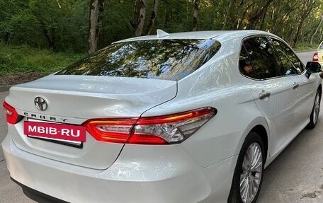 Toyota Camry, 2019 год, 2 500 000 рублей, 13 фотография