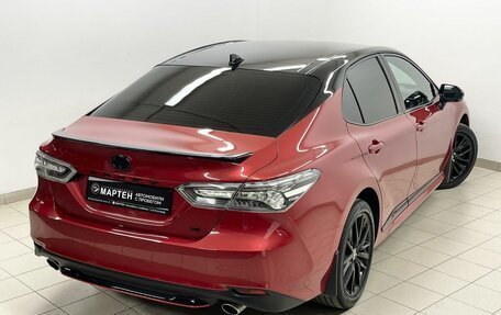 Toyota Camry, 2021 год, 3 470 000 рублей, 9 фотография