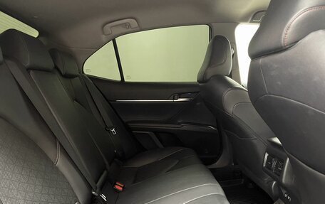 Toyota Camry, 2021 год, 3 470 000 рублей, 13 фотография