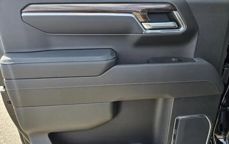 Chevrolet Silverado, 2025 год, 10 900 000 рублей, 14 фотография
