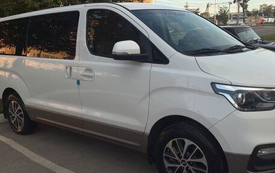Hyundai Grand Starex Grand Starex I рестайлинг 2, 2020 год, 4 180 000 рублей, 1 фотография