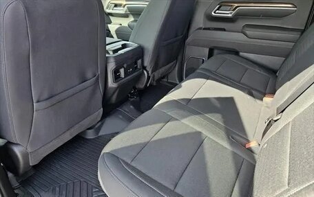 Chevrolet Silverado, 2025 год, 10 900 000 рублей, 30 фотография