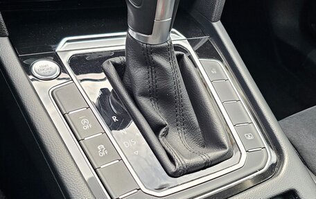 Volkswagen Passat B8 рестайлинг, 2017 год, 2 430 000 рублей, 17 фотография