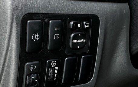 Toyota Land Cruiser Prado 120 рестайлинг, 2008 год, 2 000 000 рублей, 11 фотография