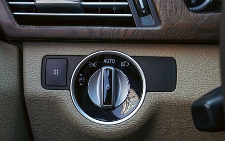 Mercedes-Benz E-Класс, 2012 год, 1 820 000 рублей, 21 фотография